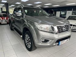 Grey Used 2017 Nissan Navara Tekna Pickup | £14,499 (Super price)