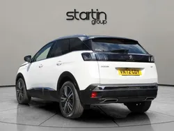 White Used 2022 Peugeot 3008 Premium SUV | £22,450 (Fair price)