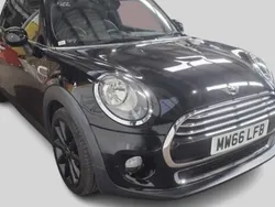 Black Used 2016 Mini Cooper Hatch Hatchback | £10,500 (Fair price)