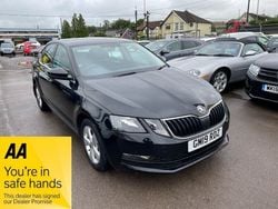 Black Used 2019 Skoda Octavia SE Technology Hatchback | £9,495 (Good price)