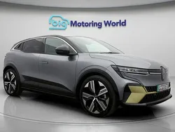 Used 2023 Renault Mégane Iconic | £20,600 (Fair price)