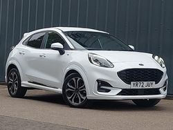 White Used 2022 Ford Puma Gen-E ST-Line Hatchback | £16,998 (Fair price)