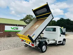 White Used 2018 Peugeot Boxer Business-Line Van | £9,950 (Fair price)