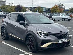 Metallic oyster grey Used 2022 Renault Captur Bose Edition SUV | £18,908 (Fair price)