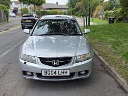 Silver Used 2004 Honda Accord Executive Estate | £895 (Super price)