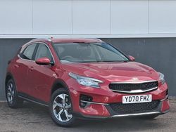 Red Used 2020 Kia XCeed SUV | £13,998 (Good price)