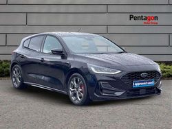 Black Used 2024 Ford Focus ST-Line Hatchback | £18,295 (Fair price)