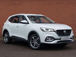 White Used 2022 MG HS Excite SUV | £13,498 (A bit pricey)