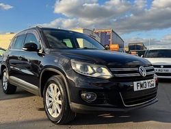 Black Used 2013 VW Tiguan SE SUV | £8,599 (Fair price)