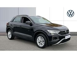Black Used 2022 VW T-Roc Life SUV | £17,585 (Fair price)