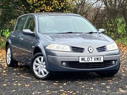 Grey Used 2007 Renault Mégane II Dynamique Hatchback | £2,499 (Expensive)