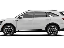 New 2025 Kia Sorento 4 SUV | £52,309 (Expensive)