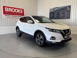 White Used 2018 Nissan Qashqai N-Connecta SUV | £10,250 (Fair price)
