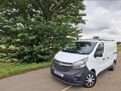 White Used 2016 Vauxhall Vivaro Van | £6,995 (Good price)