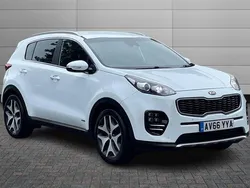 White Used 2016 Kia Sportage 2 SUV | £13,550 (A bit pricey)