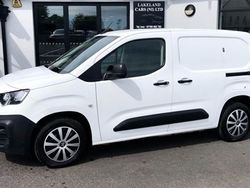 White Used 2020 Peugeot Partner Van | £9,954 (Fair price)