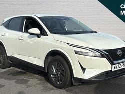 White Used 2022 Nissan Qashqai Acenta Premium SUV | £14,925 (Super price)