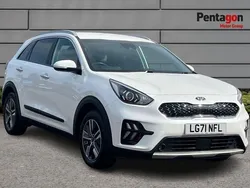 White Used 2021 Kia Niro 2 SUV | £16,624 (Fair price)