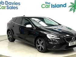 Black Used 2018 Volvo V40 R-Design Pro Estate | £11,750 (Fair price)