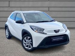 Pure white Used 2023 Toyota Aygo PURE Hatchback | £12,295 (Fair price)