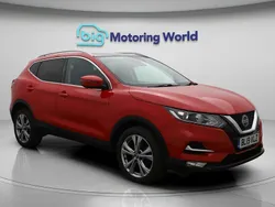 Red Used 2019 Nissan Qashqai N-Connecta SUV | £11,000 (Good price)