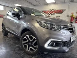 Grey Used 2018 Renault Captur Dynamique SUV | £9,500 (Fair price)