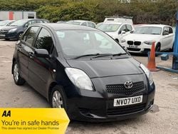 Black Used 2007 Toyota Yaris Hatchback | £2,389 (Good price)