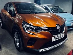 Orange Used 2021 Renault Captur Iconic SUV | £11,995 (Fair price)