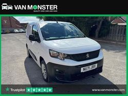 White Used 2022 Peugeot Partner Premium MPV | £9,699 (Fair price)
