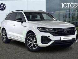 White Used 2019 VW Touareg R-line SUV | £29,997 (Fair price)