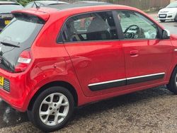 Red Used 2016 Renault Twingo SE Hatchback | £4,995 (Fair price)
