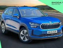 Race blue metallic New 2025 Skoda Kodiaq SE SUV | £33,840 (A bit pricey)