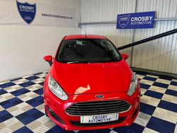 Red Used 2016 Ford Fiesta Zetec Hatchback | £5,995 (Fair price)