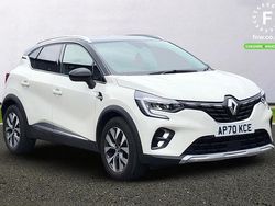 White/black Used 2020 Renault Captur Version S SUV | £13,399 (Fair price)