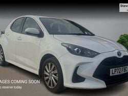 Used 2025 Toyota Yaris Hybrid Hatchback | £17,575 (Good price)