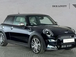 Black Used 2022 Mini Cooper S Exclusive Hatchback | £24,750 (Expensive)