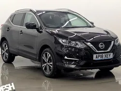 Black Used 2017 Nissan Qashqai N-Connecta SUV | £9,690 (Fair price)