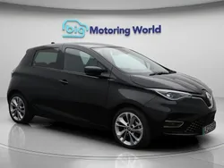 Black Used 2023 Renault Zoe Iconic Hatchback | £11,900 (Fair price)