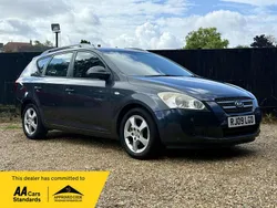 Grey Used 2009 Kia Ceed Estate | £2,490 (Fair price)