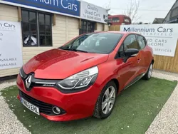 Red Used 2013 Renault Clio IV Dynamique Hatchback | £3,595 (Fair price)
