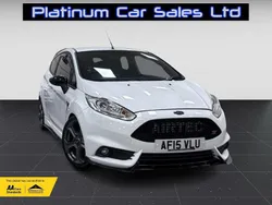 White Used 2015 Ford Fiesta ST Hatchback | £7,295 (Expensive)