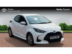 White Used 2023 Toyota Yaris Hybrid Hatchback | £16,278 (Good price)