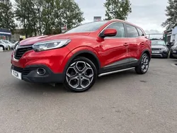 Red Used 2016 Renault Kadjar Dynamique SUV | £6,990 (Fair price)