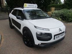 Pearl white Used 2017 Citroën C4 Cactus Flair Hatchback | £6,490 (Fair price)
