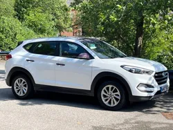White Used 2017 Hyundai Tucson SE SUV | £8,495 (Fair price)