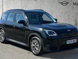 Midnight black ii Used 2024 Mini Countryman Classic SUV | £32,815 (Fair price)