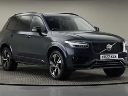 Denim blue Used 2022 Volvo XC90 R-Design SUV | £41,700 (Fair price)