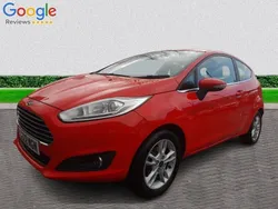 Red Used 2015 Ford Fiesta Zetec Hatchback | £4,395 (Fair price)