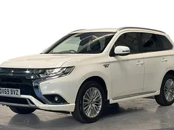 White Used 2020 Mitsubishi Outlander P-HEV Estate | £18,720 (Fair price)