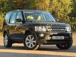 Black Used 2015 Land Rover Discovery 4 SE SUV | £17,995 (Fair price)